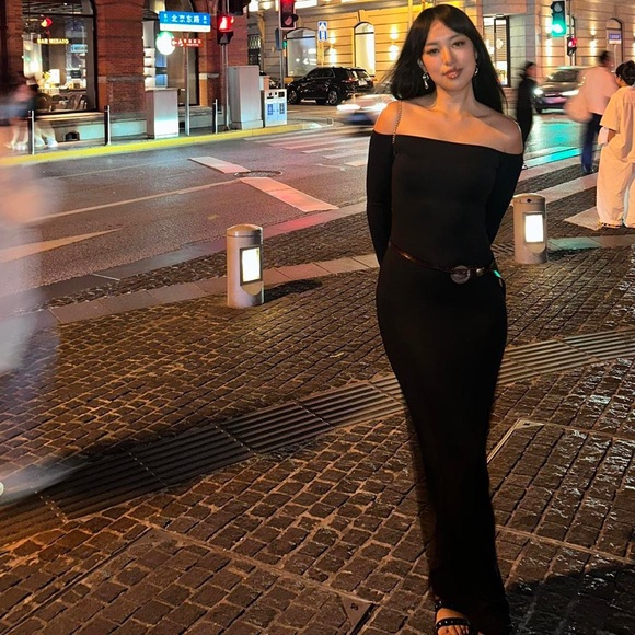 SOLD-Skims Smooth Soft Lounge Off The Shoulder Maxi Dress in Black XSmall - Picture 2 of 5